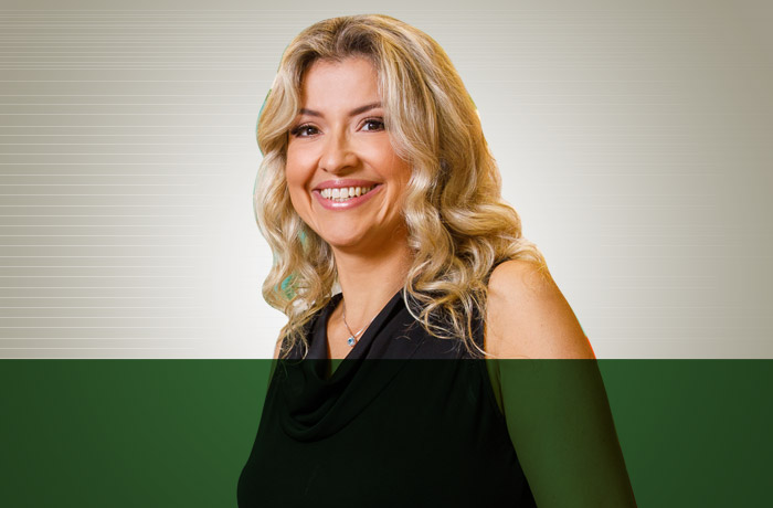 Priscila Abondanza, diretora executiva de Empresas e Experiência do Cliente da VR Benefícios