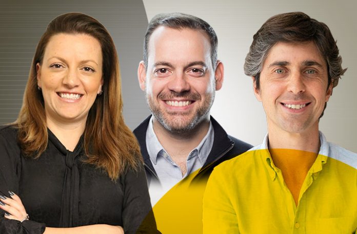Entrevista_ClienteSA_23_07 Flávia Amuri Varga, head de inovação da Mapfre, Felipe Novaes, sócio e cofundador da The Bakery, e Matías Fernández Barrio, cofundador e CEO da Karvi