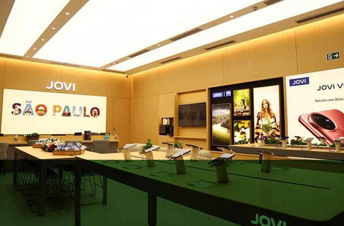 Jovi inaugura primeira loja física no Brasil